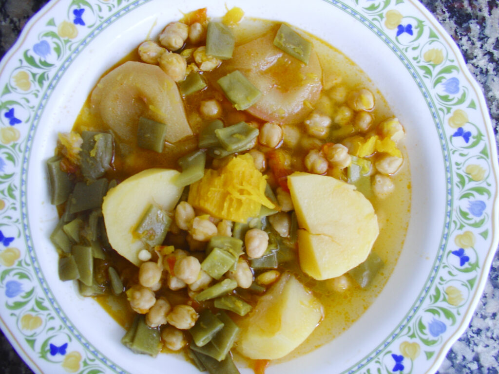 
recettes-de-cuisine-espagnoles-traditionnelles-soupe-olla-gitana
